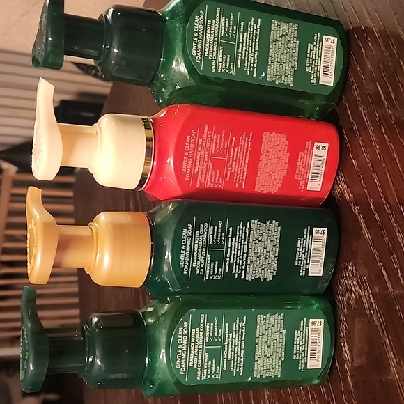 NWOT Bath & Body Works Hand Soap Collection - Green, Gold, Red - Picture 2 of 2